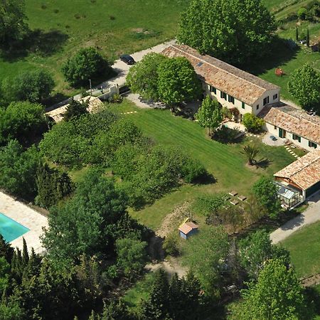 Gites Domaine Des Machottes Grans Exterior foto