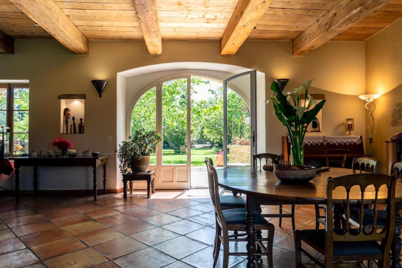 Gites Domaine Des Machottes Grans Exterior foto