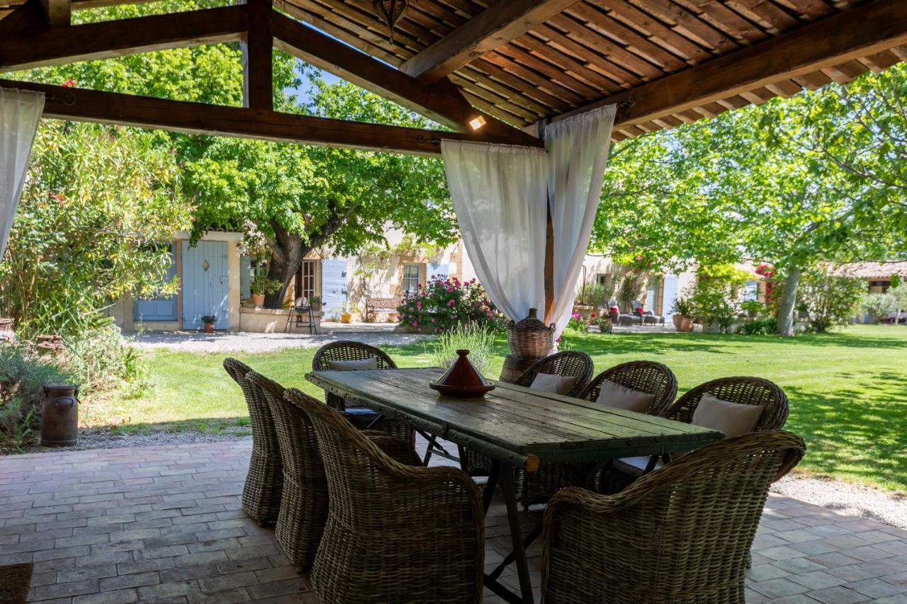 Gites Domaine Des Machottes Grans Exterior foto