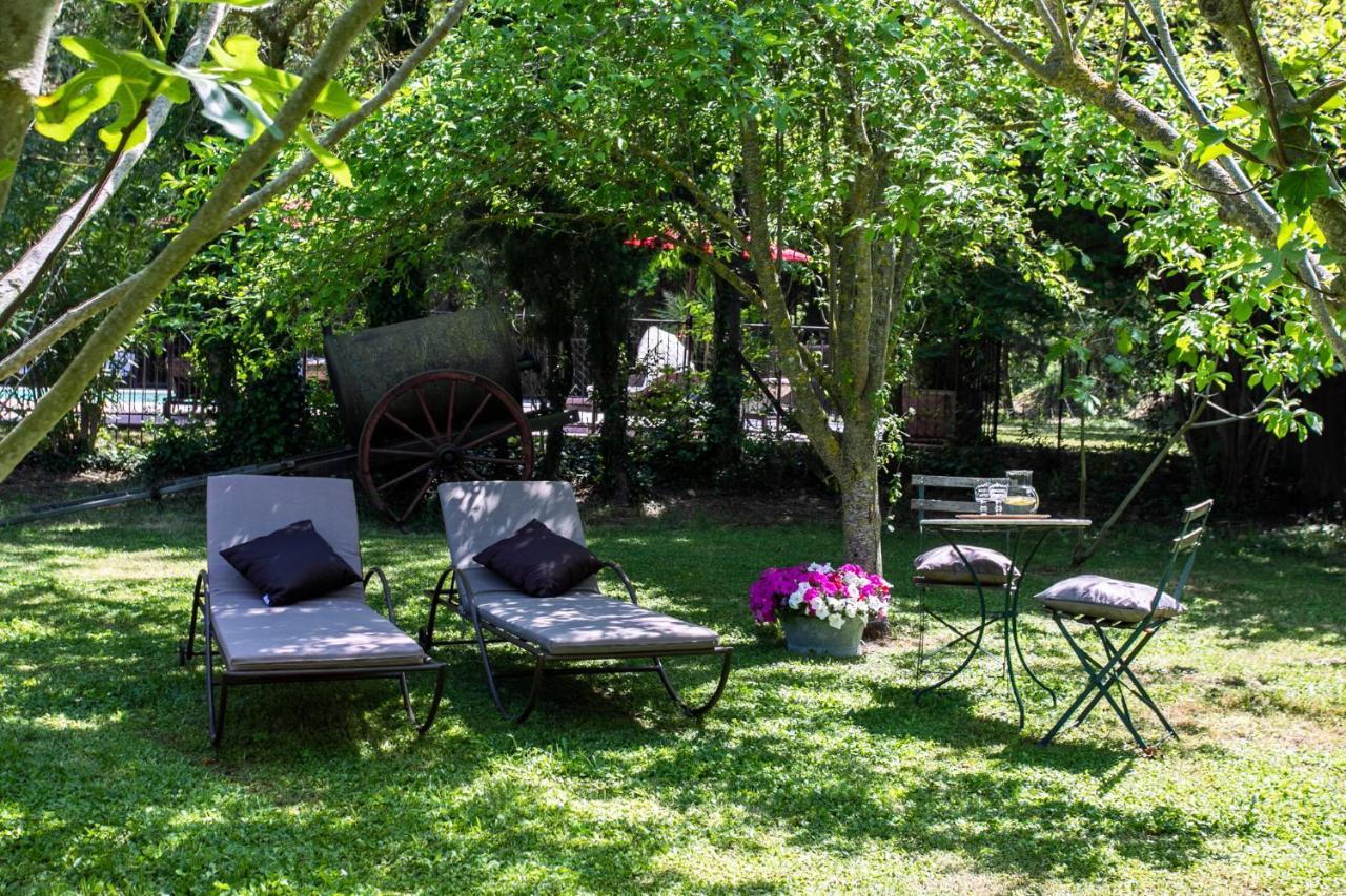 Gites Domaine Des Machottes Grans Exterior foto